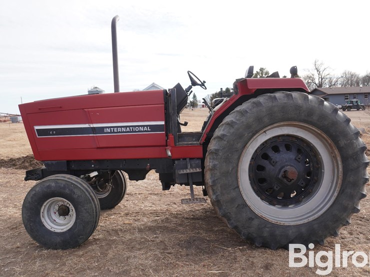 1982-international-7-image-8