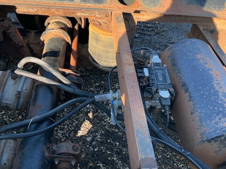 2005-unknown-trailer-image-13