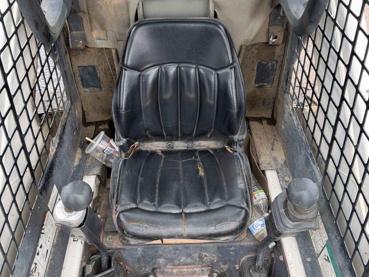 2002-bobcat-873-image-13