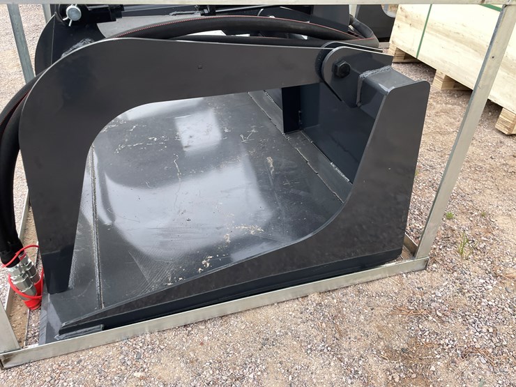 #4363-•-unused-2026-wolverine-skid-steer-grapple-bucket-attachment-image-4