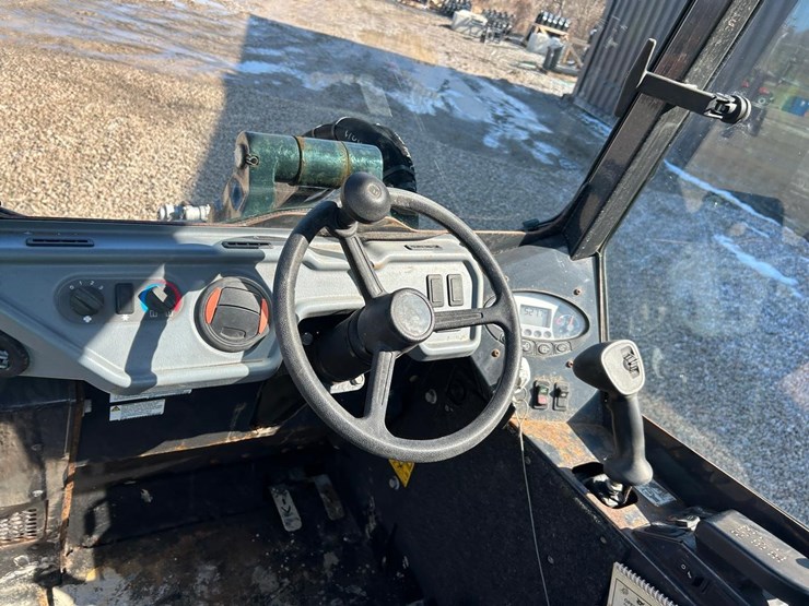 2020-bobcat-l23-image-17