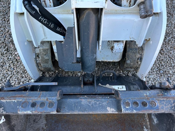 2023-bobcat-mt100-image-10
