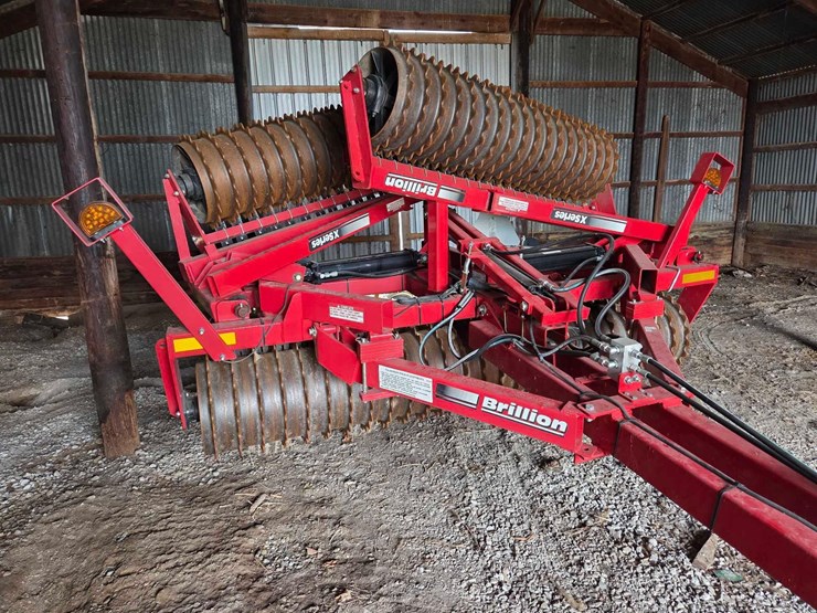 20'-brillion-x-series-cultipacker-image-26