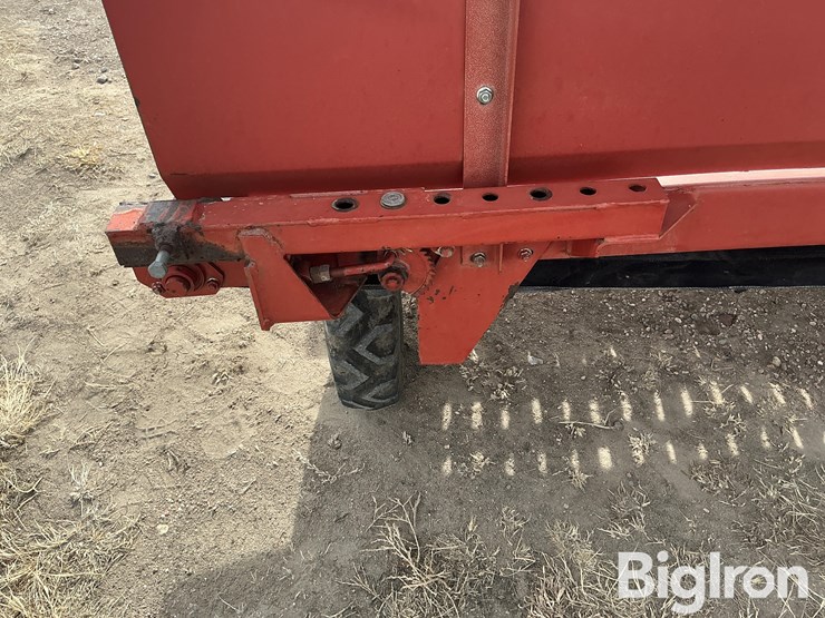 new-holland-166-image-16