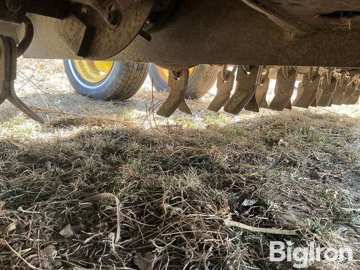 john-deere-27-image-16