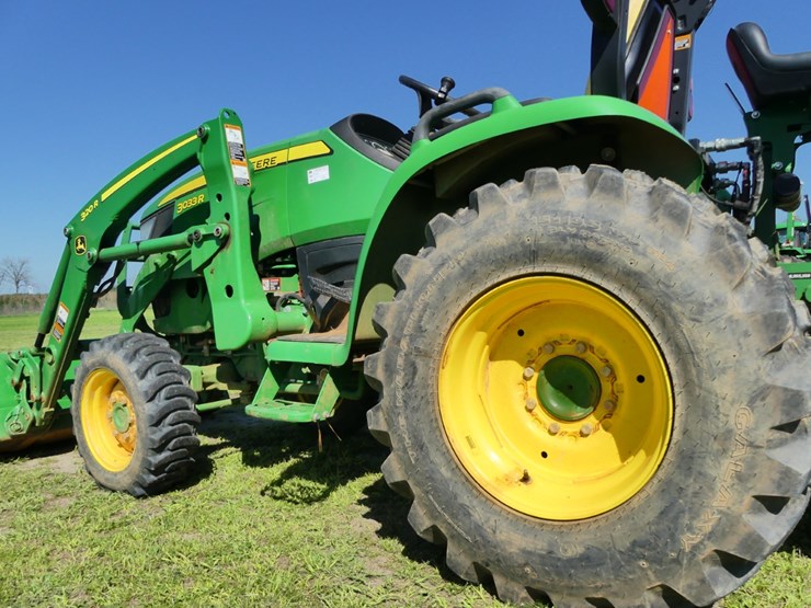2018-john-deere-3033r-image-7