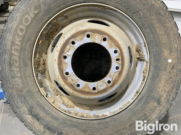 massey-ferguson-730-image-14