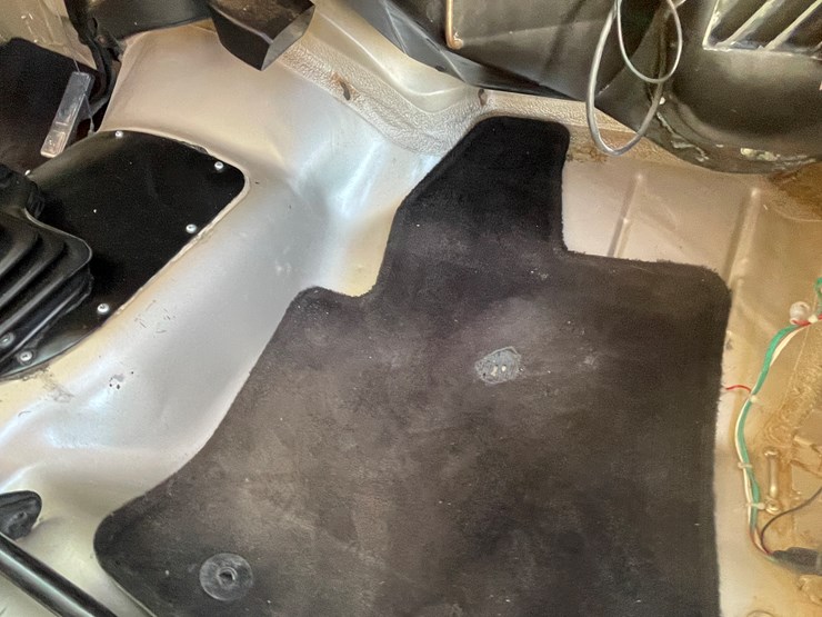 1993-jeep-wrangler-image-41