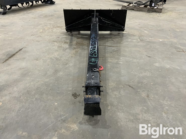 2025-massey-ferguson-730-image-2