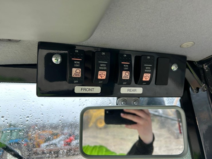 2016-yanmar-v4-7-image-24