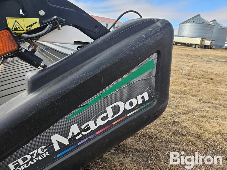 2012-mac-don-fd70-image-10