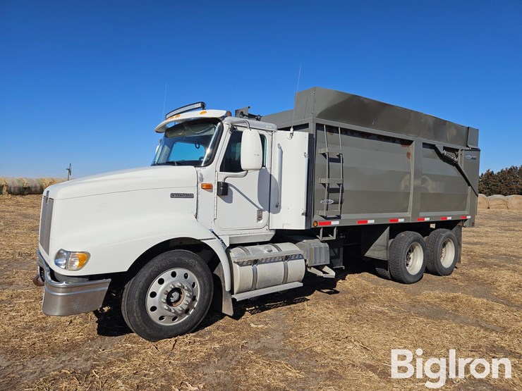 2000-international-9200i-image-1