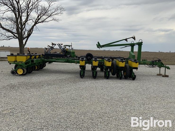 1995-john-deere-7200-image-4