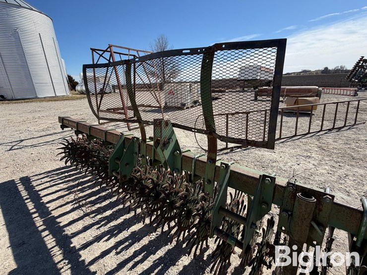 john-deere-400-image-17