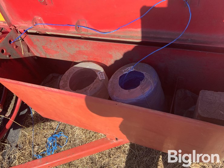 new-holland-273-image-17