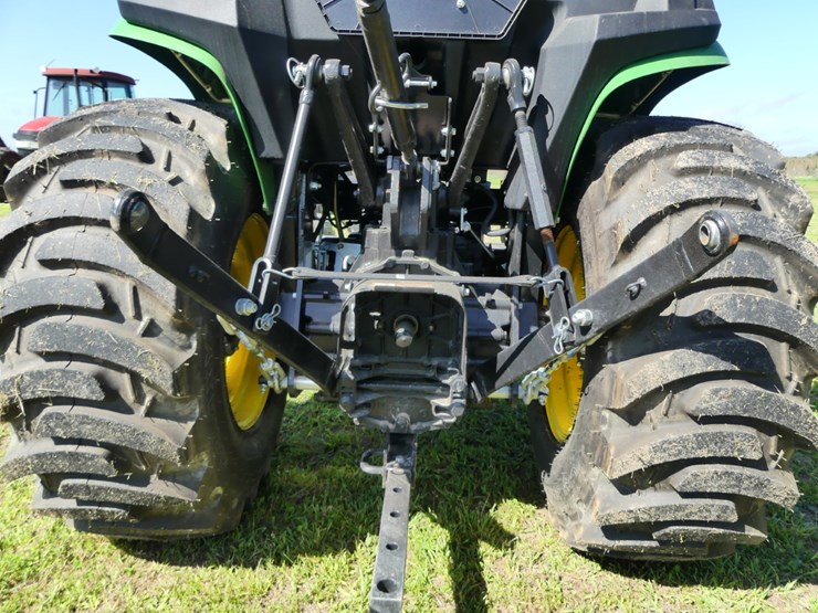 john-deere-3025e-image-5