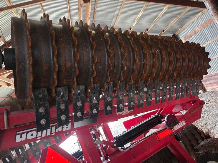 20'-brillion-x-series-cultipacker-image-4