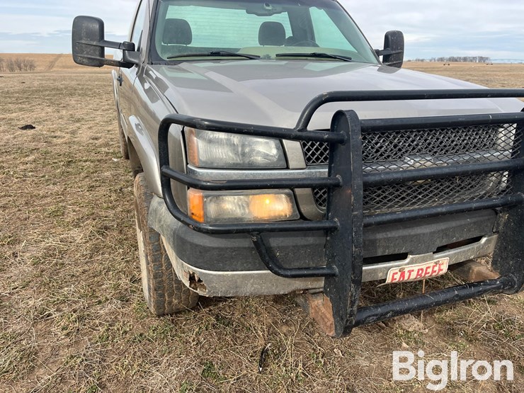 2003-chevrolet-silverado-2500-image-14