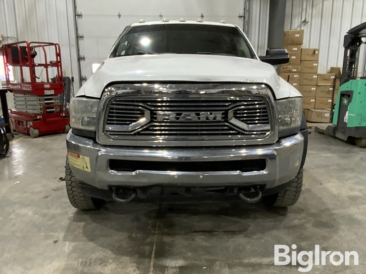 2013-massey-ferguson-730-image-2