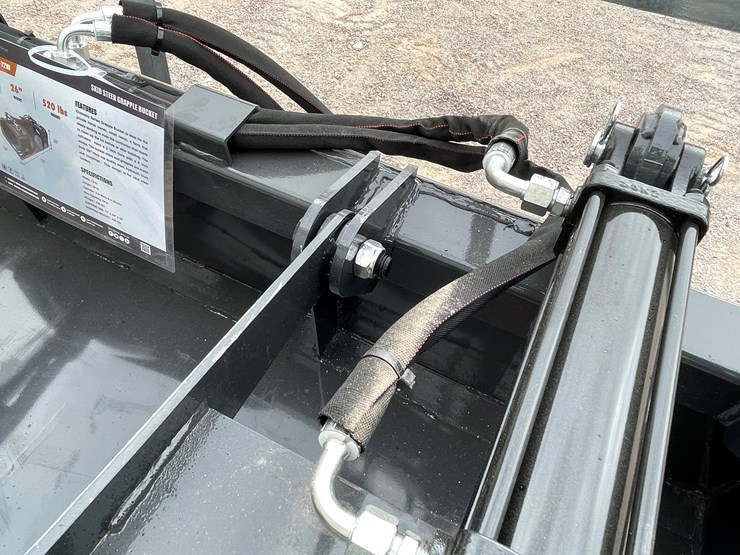 #4364-•-unused-2026-wolverine-skid-steer-grapple-bucket-attachment-image-7