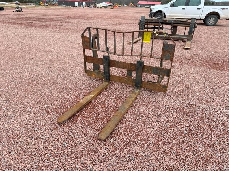 case-570n-xt-image-1