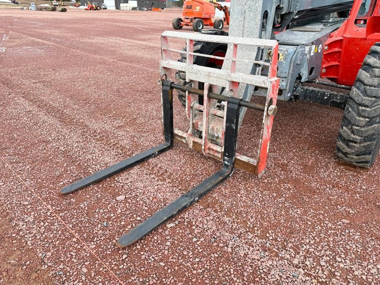 2018-skyjack-sj643th-image-29