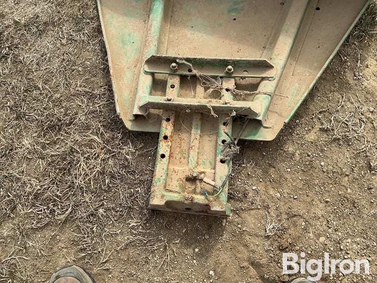 john-deere-10-image-8