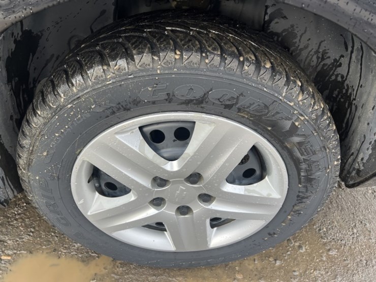 2011-chevrolet-impala-sedan-image-17