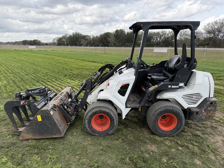 2023-bobcat-l28-image-3