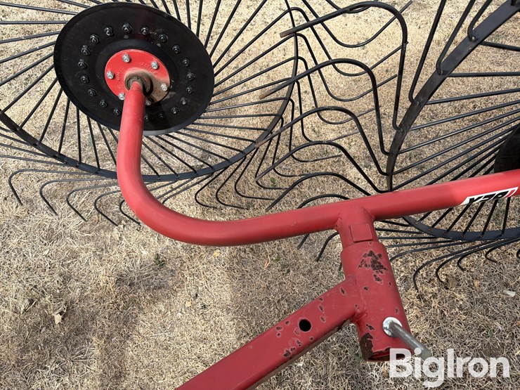 2022-ibex-ts130-2+2-3-pt-hay-rake-image-17