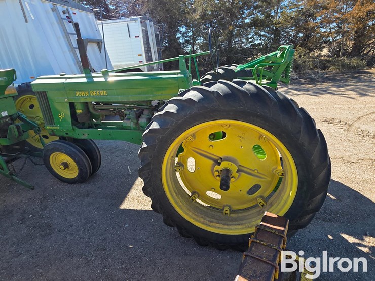 1953-john-deere-50-image-8