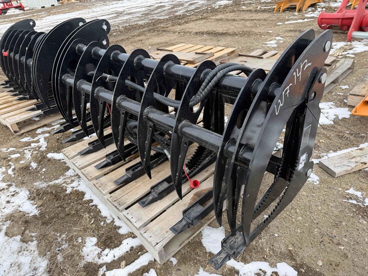 curved-log-grabber-image-3