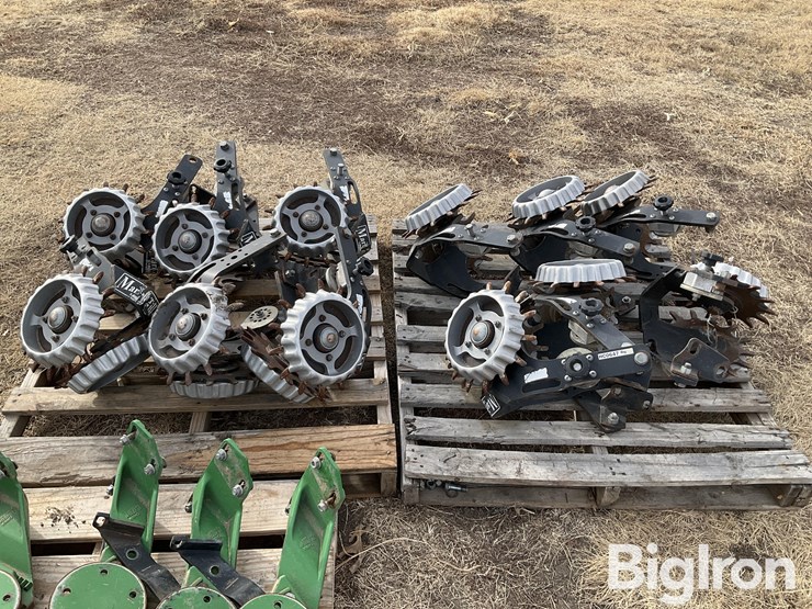 john-deere-1775-image-2