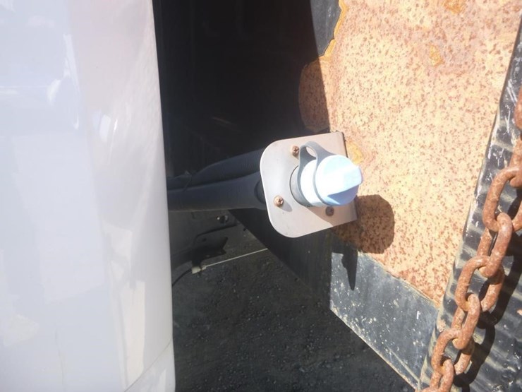 2018-ford-f550-image-17