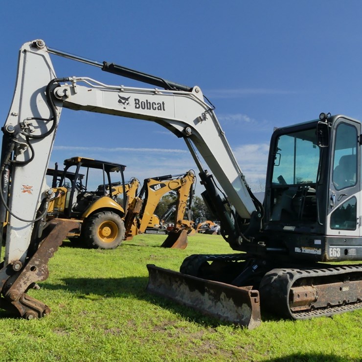 2014 BOBCAT E63