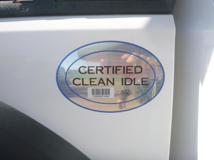 2013-ford-f550-image-23