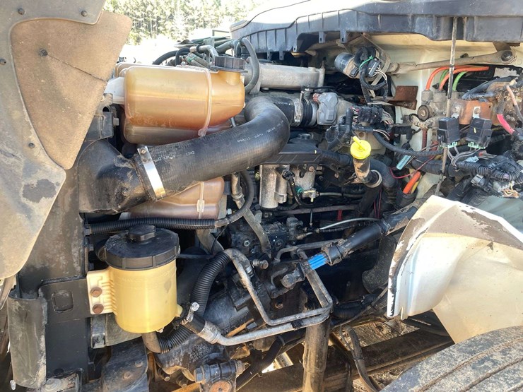 2013-international-durastar-4300-image-7