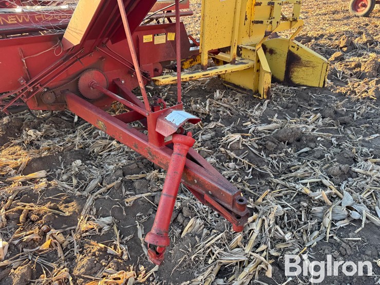 new-holland-1033-image-9