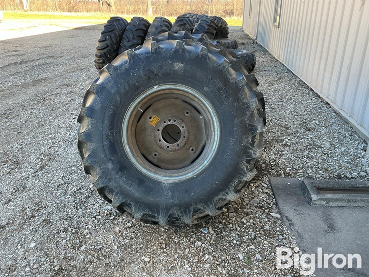 bkt-16.9-24-irrigation-pivot-tires-and-rims-image-6