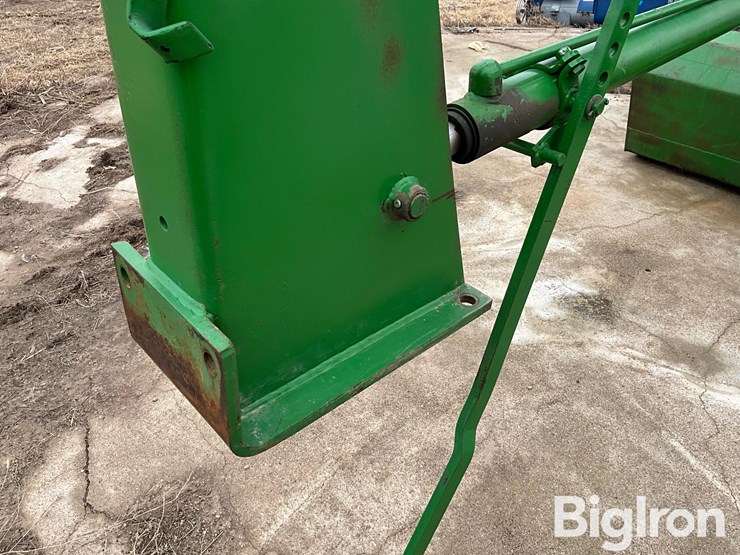 john-deere-158-image-19