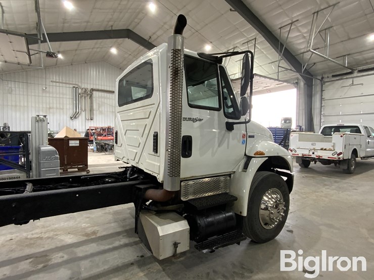 2014-international-durastar-4400-image-19