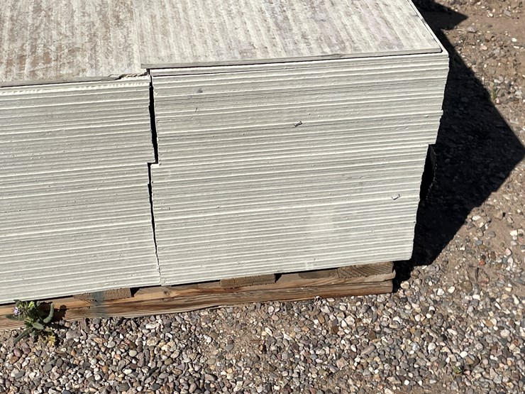 #4340-•-(appx.-180-pieces)-allura-unvented-fiber-cement-16"-soffit-bundle---primed-with-cedar-grain-texture-image-9