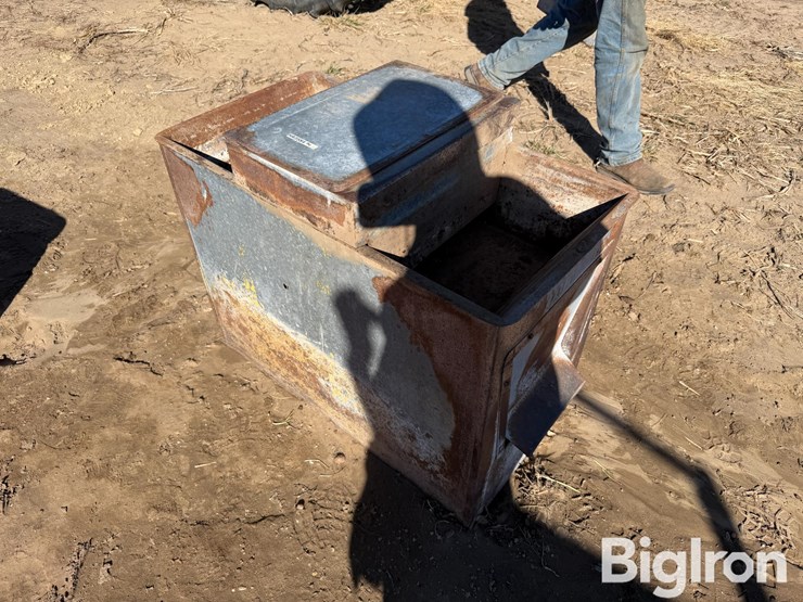 ritchie-steel-livestock-waterer-image-7