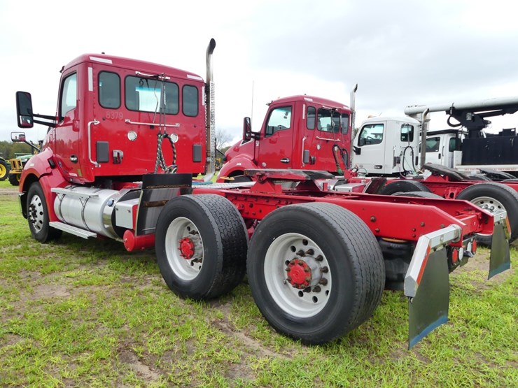 2018-kenworth-t680-image-4