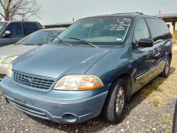 1999-ford-windstar-image-1