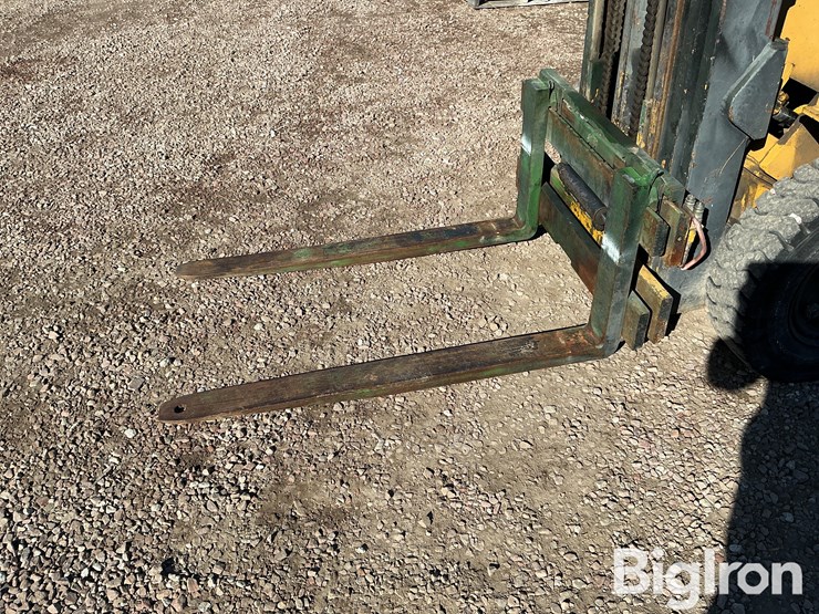 caterpillar-v40b-image-11