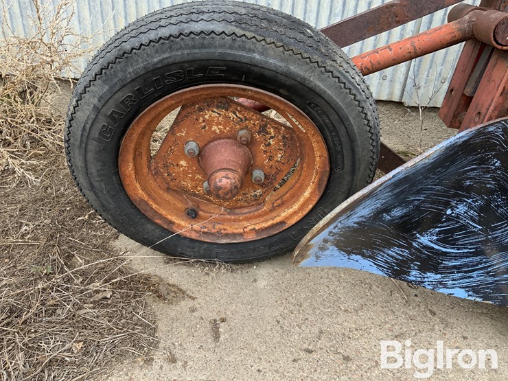 international-411-image-16