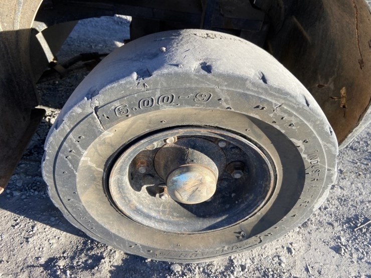 hyster-h50xt-forklift-image-11