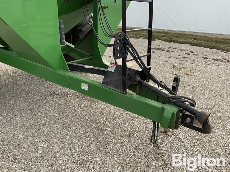 2012-j&m-750-16-image-11