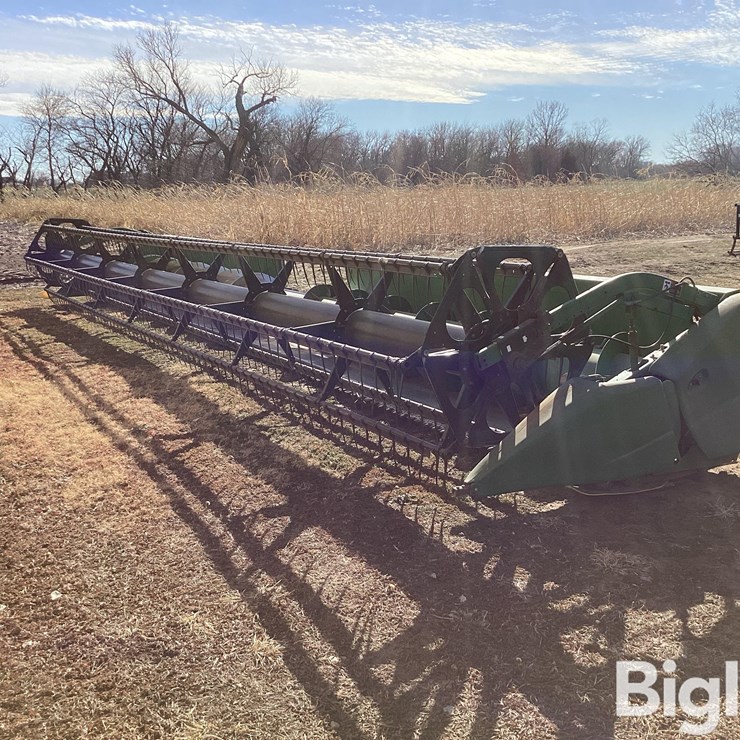 2005 JOHN DEERE 635F